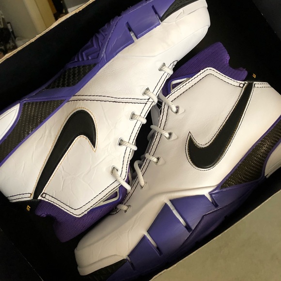 zoom kobe 1 81 point game